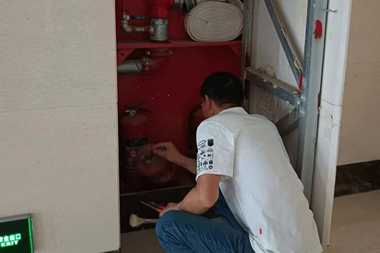 消防維保公司避坑指南:費用、資質、服務陷阱全揭露!